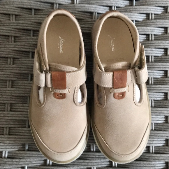 Jacadi Other - NWT JACADI T-Strap Suede Summer Shoes